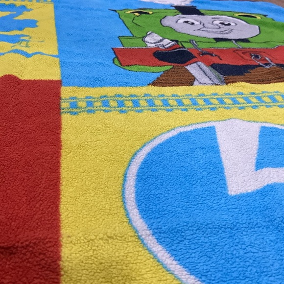 Thomas the tank engine twin size blanket (lightweight fleece) - Picture 2 of 3